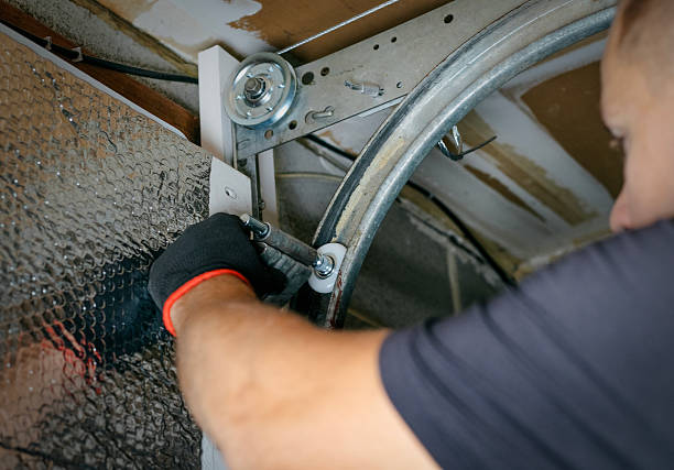Affordable Garage Door solutions in Serenada, TX